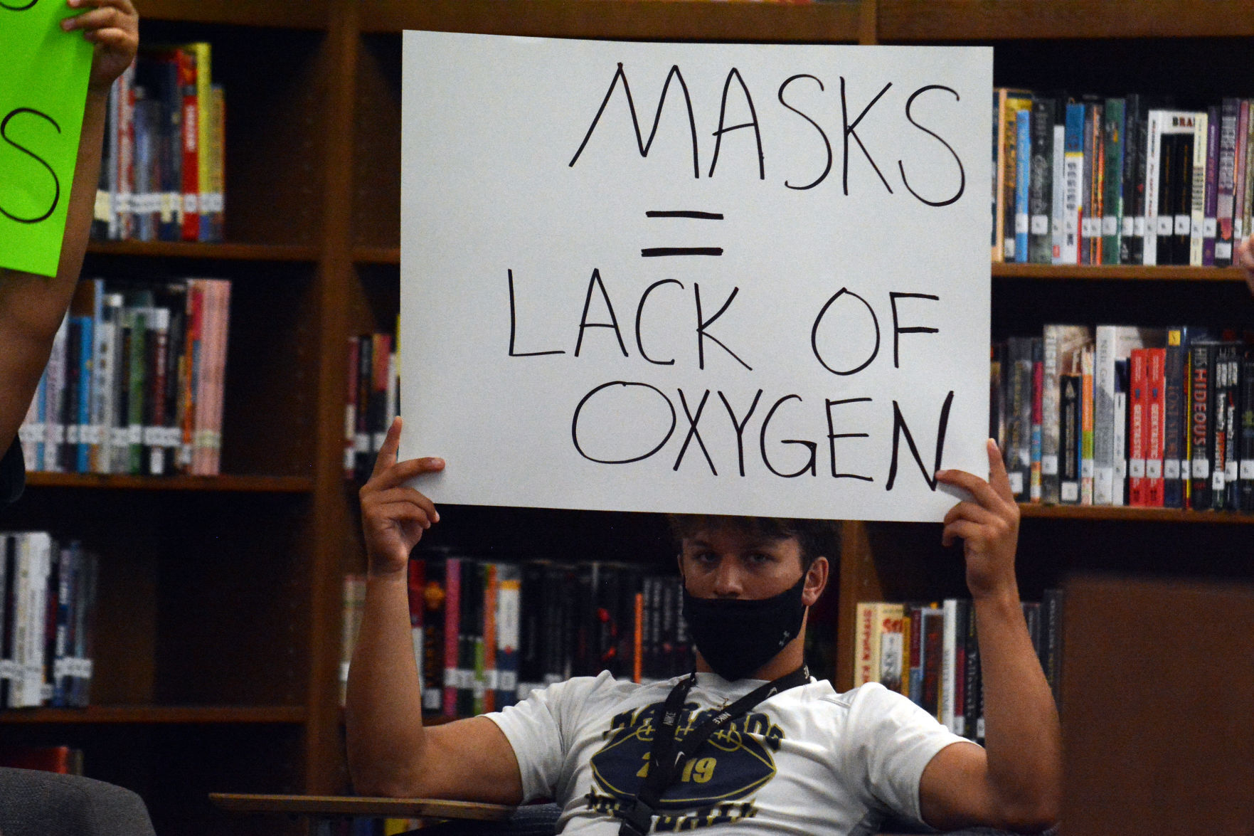 Baraboo students protest masks